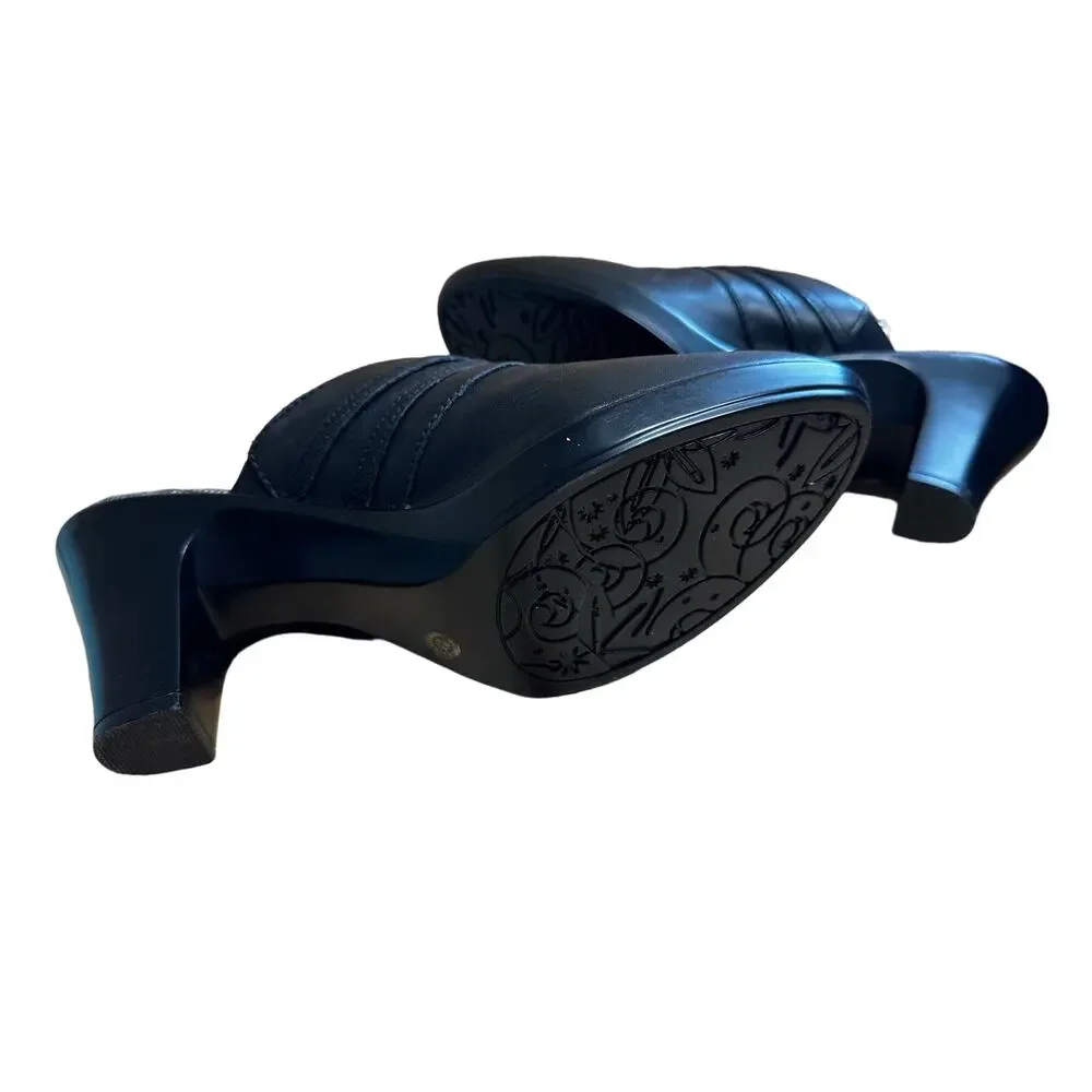 St John’s Bay Black Mule Clogs New, Never Worn Size 10